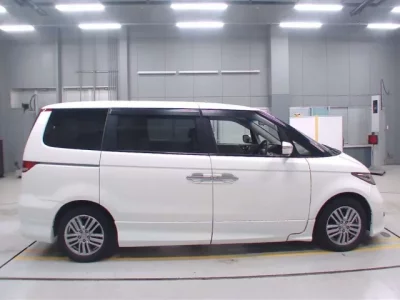 Honda ELYSION