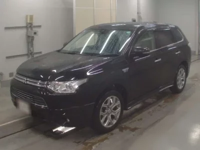 Mitsubishi OUTLANDER PHEV