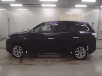 Mitsubishi OUTLANDER PHEV