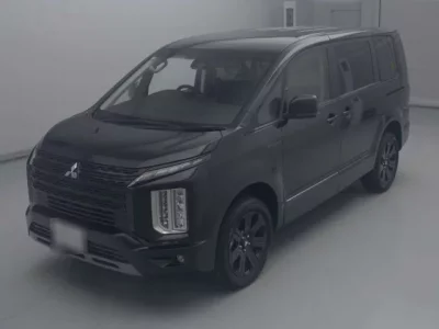 Mitsubishi DELICA D5