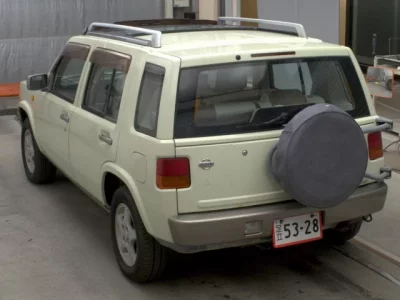 Nissan RASHEEN