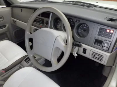 Nissan RASHEEN