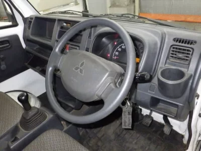 Mitsubishi MINICAB TRUCK