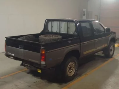 Nissan DATSUN PICKUP