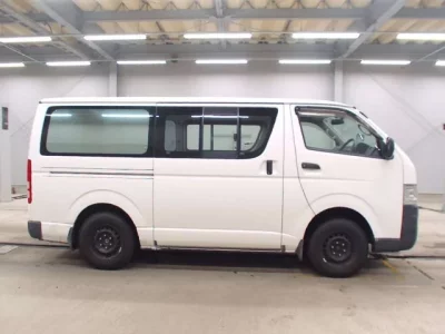 Toyota REGIUS ACE VAN