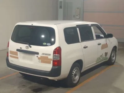 Toyota SUCCEED