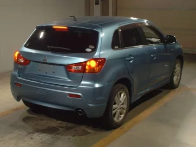 Mitsubishi RVR