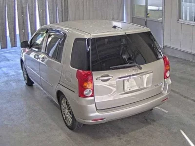Toyota RAUM