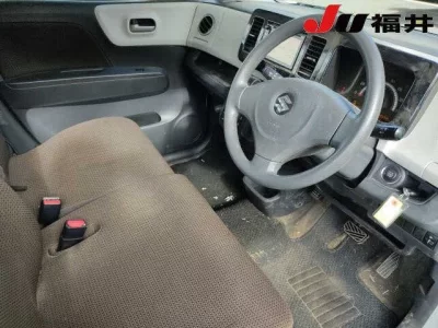 Suzuki MRWAGON