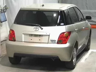Toyota IST