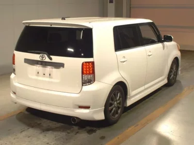 Toyota COROLLA RUMION