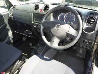 Nissan KIX