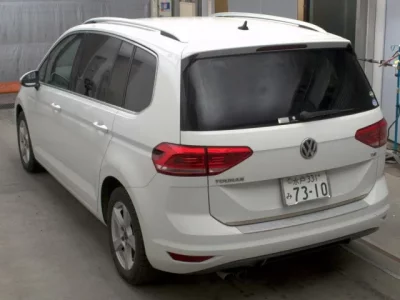 Volkswagen GOLF TOURAN