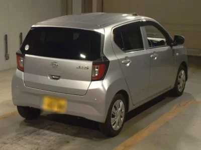 Daihatsu MIRA E S