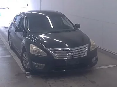 Nissan TEANA