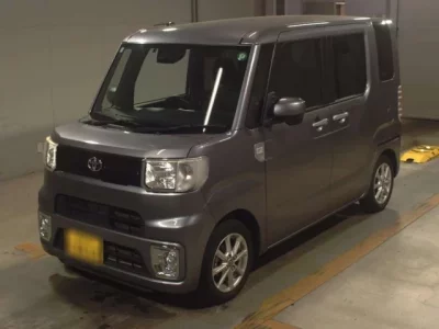Toyota PIXIS MEGA