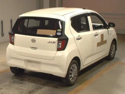 Daihatsu MIRA E S