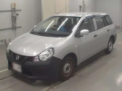Nissan AD