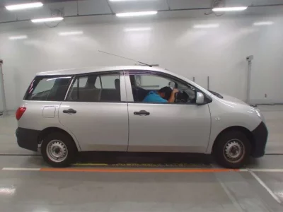 Nissan AD
