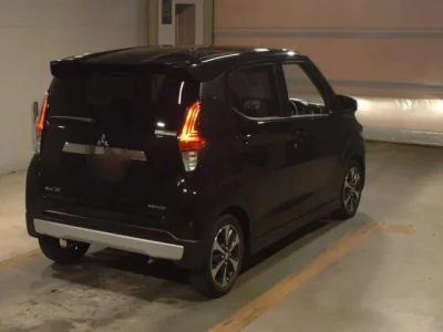 Mitsubishi EK X