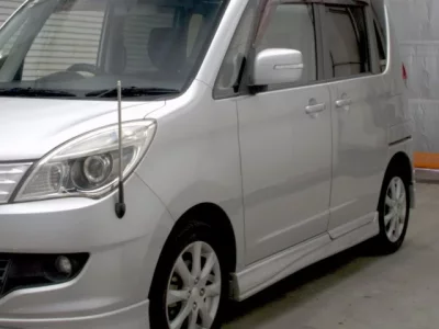 Mitsubishi DELICA D2