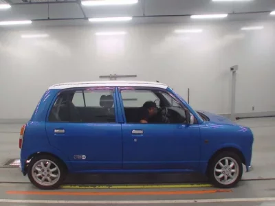 Daihatsu MIRA