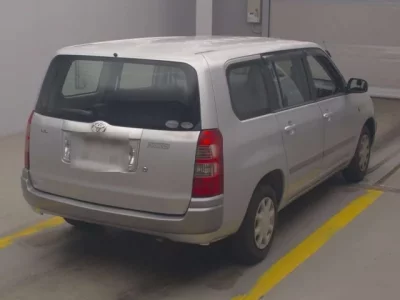 Toyota SUCCEED