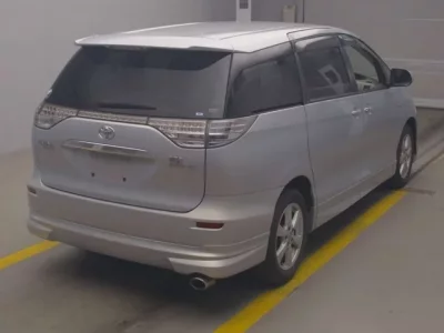 Toyota ESTIMA HYBRID