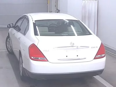 Nissan TEANA