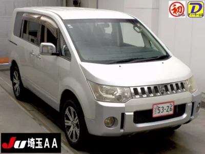 Mitsubishi DELICA D5