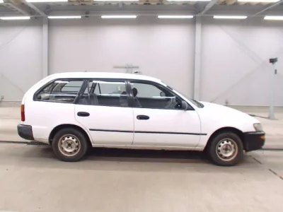 Toyota COROLLA VAN