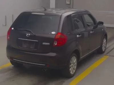 Mazda VERISA