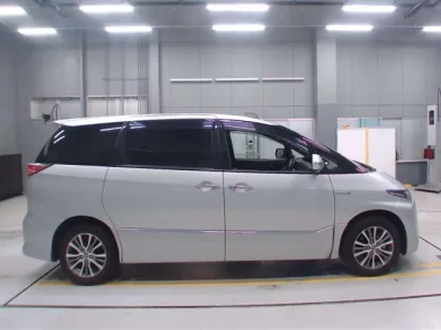 Toyota ESTIMA HYBRID
