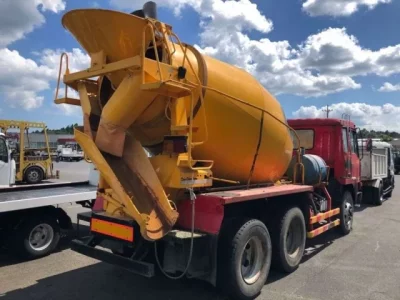 Mitsubishi FUSO TRUCK
