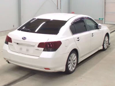 Subaru LEGACY B4
