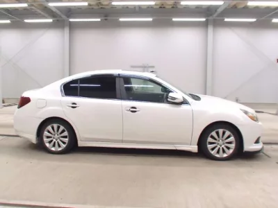 Subaru LEGACY B4