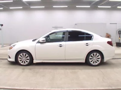 Subaru LEGACY B4