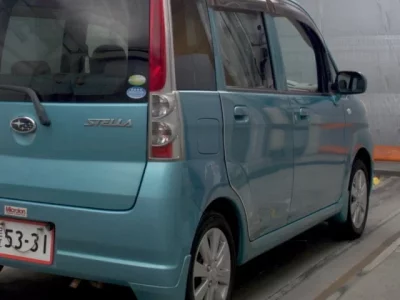 Subaru STELLA