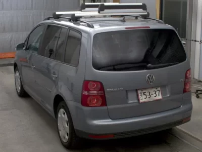 Volkswagen GOLF TOURAN