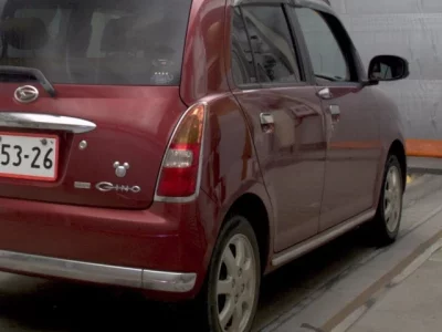 Daihatsu MIRA