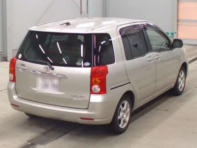 Toyota RAUM