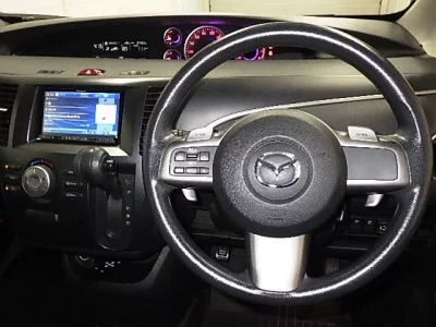 Mazda BIANTE