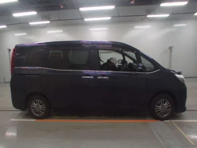 Toyota ESQUIRE