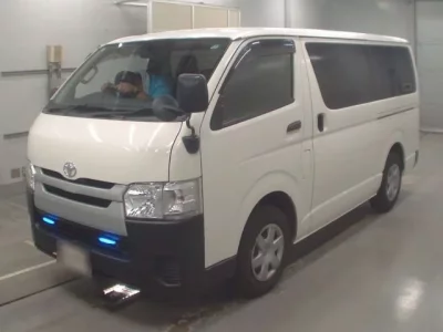Toyota HIACE VAN