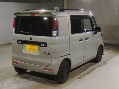 Suzuki SPACIA BASE