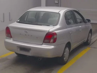 Toyota PLATZ