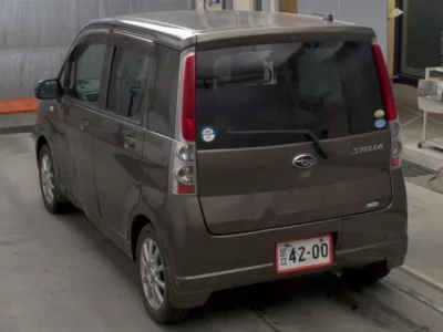 Subaru STELLA
