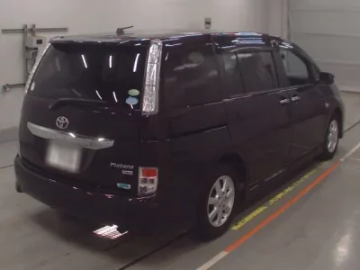Toyota ISIS