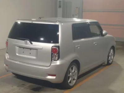Toyota COROLLA RUMION