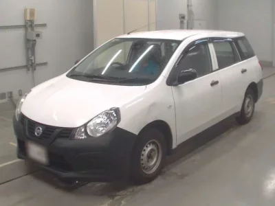 Nissan AD